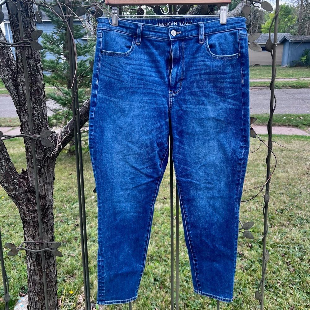 American Eagle Super Hi-Rise Jeggings